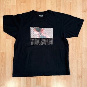 UNIQLO | YOASOBI UT graphic T-shirt
